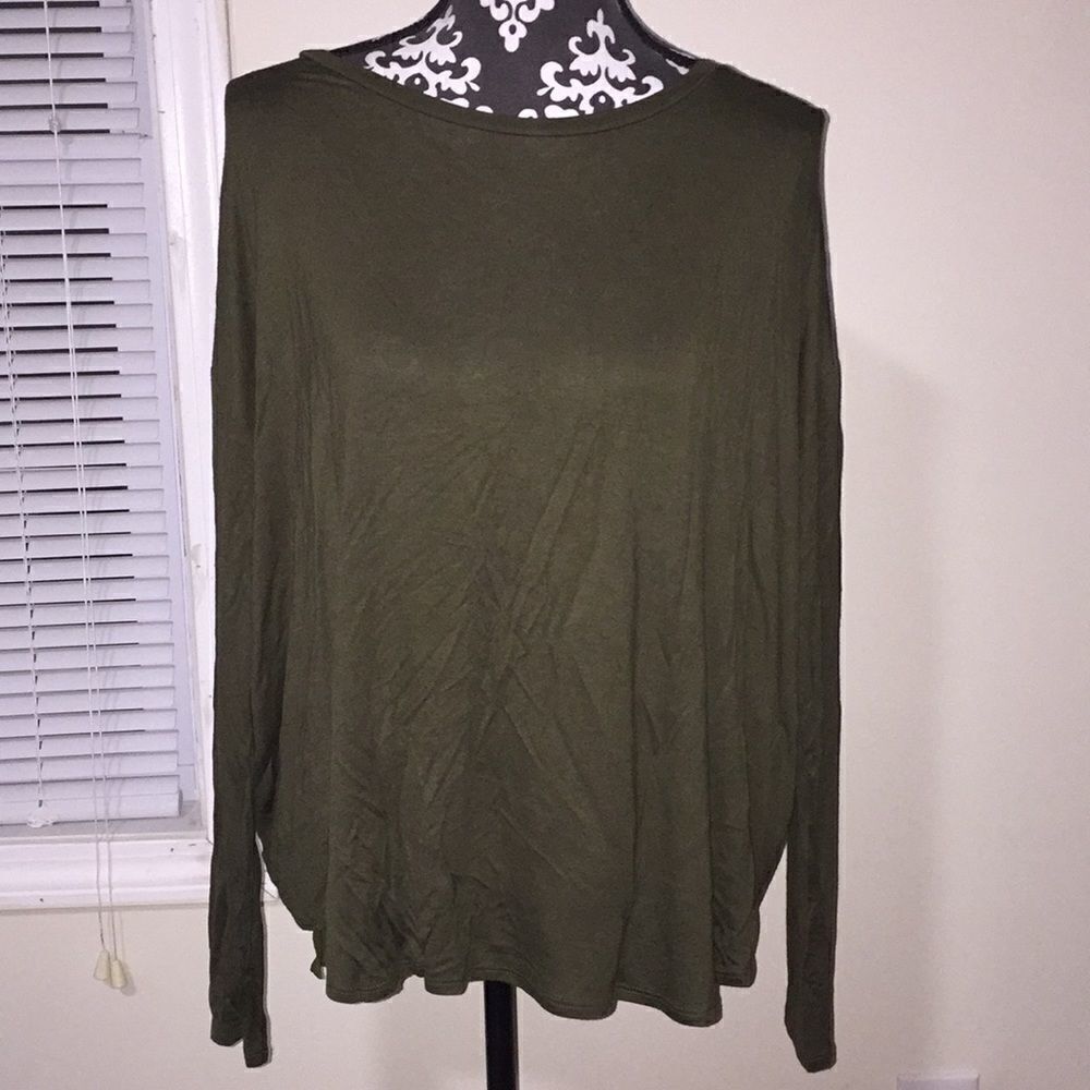 𝅺KENNETH Cole, green long sleeve blouse, M